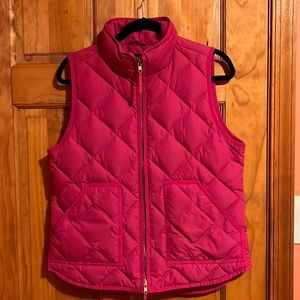 Dark pink, magenta, JCrew quilted vest, women’s medium, double zipper